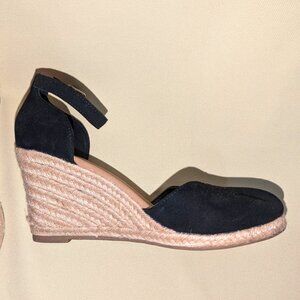Metropolitan View Black Espadrille Wedge Sandal